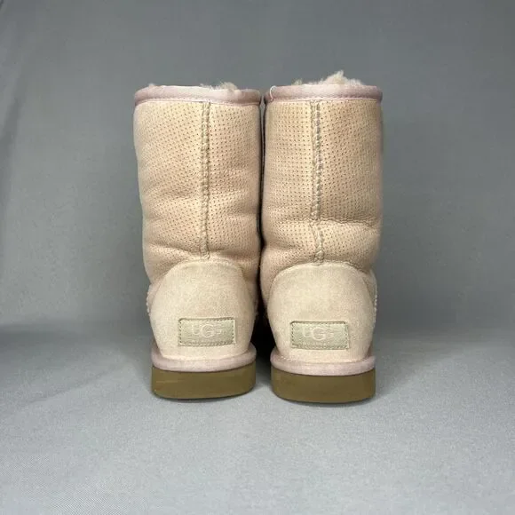 Womens UGG Boots Light Pink Tan Classic Short Perforated Suede Wool Boho Sz 6 - Picture 7 of 16
